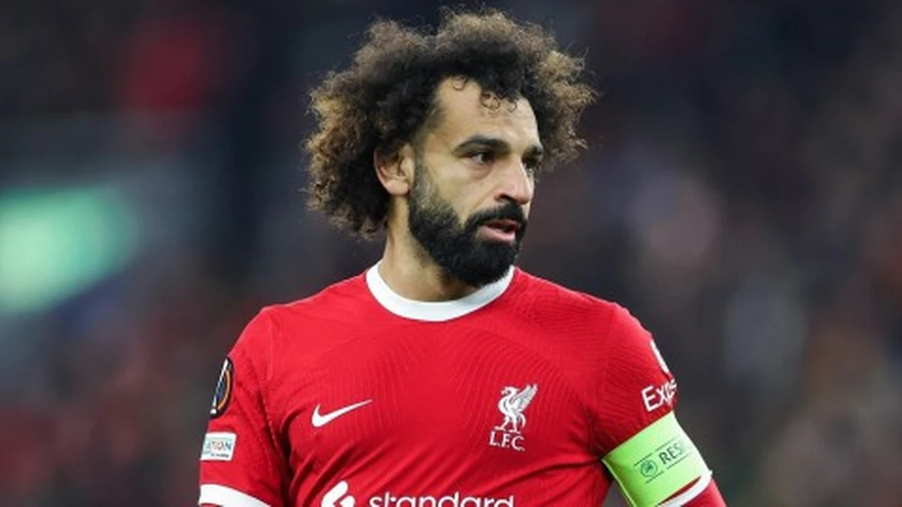 حسم وجهته قبل المونديال.. محمد صلاح يصدم الدوري السعودي بعد عرض الهلال